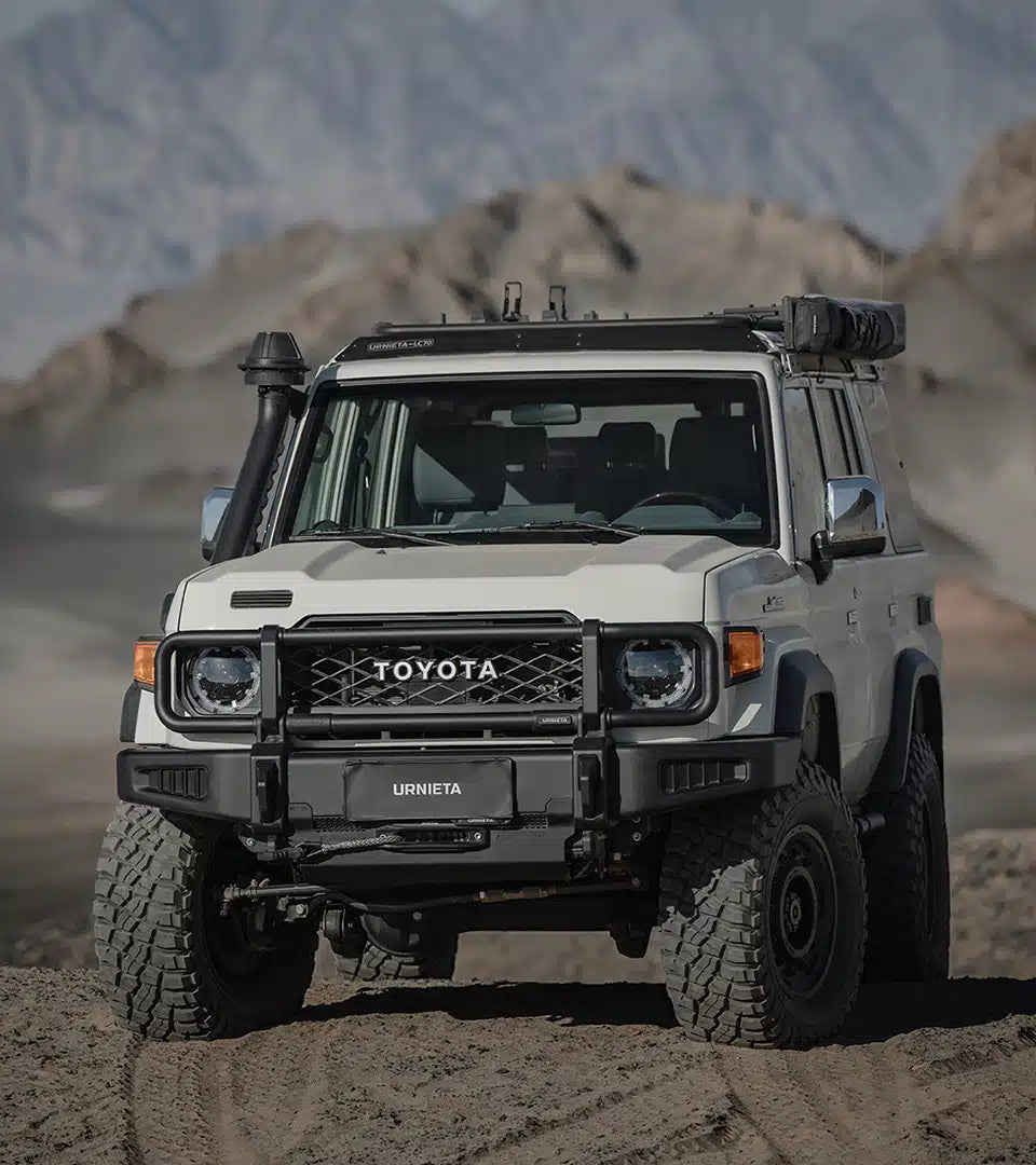 URNIETA Front Bumper Kit For LC70 Series