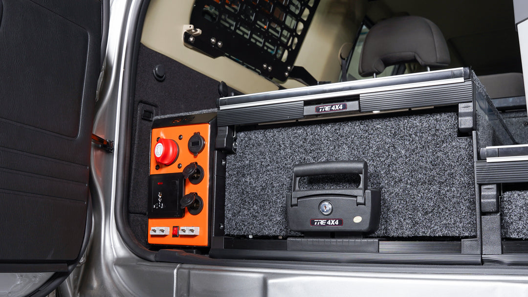 EZ PRO X – Nissan Patrol Y61 – Silver (Automatic)