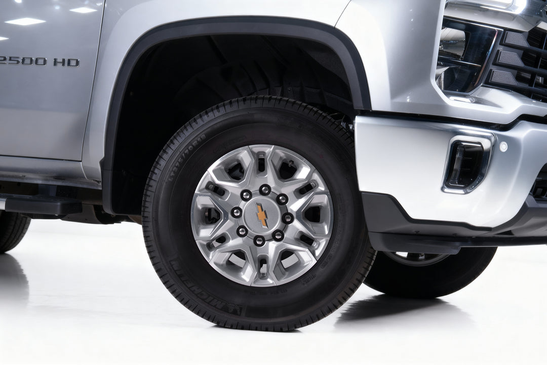 Chevrolet Silverado 2500 HD LT Z71 - Silver