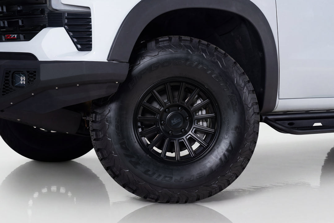 Chevrolet Silverado Z71 White