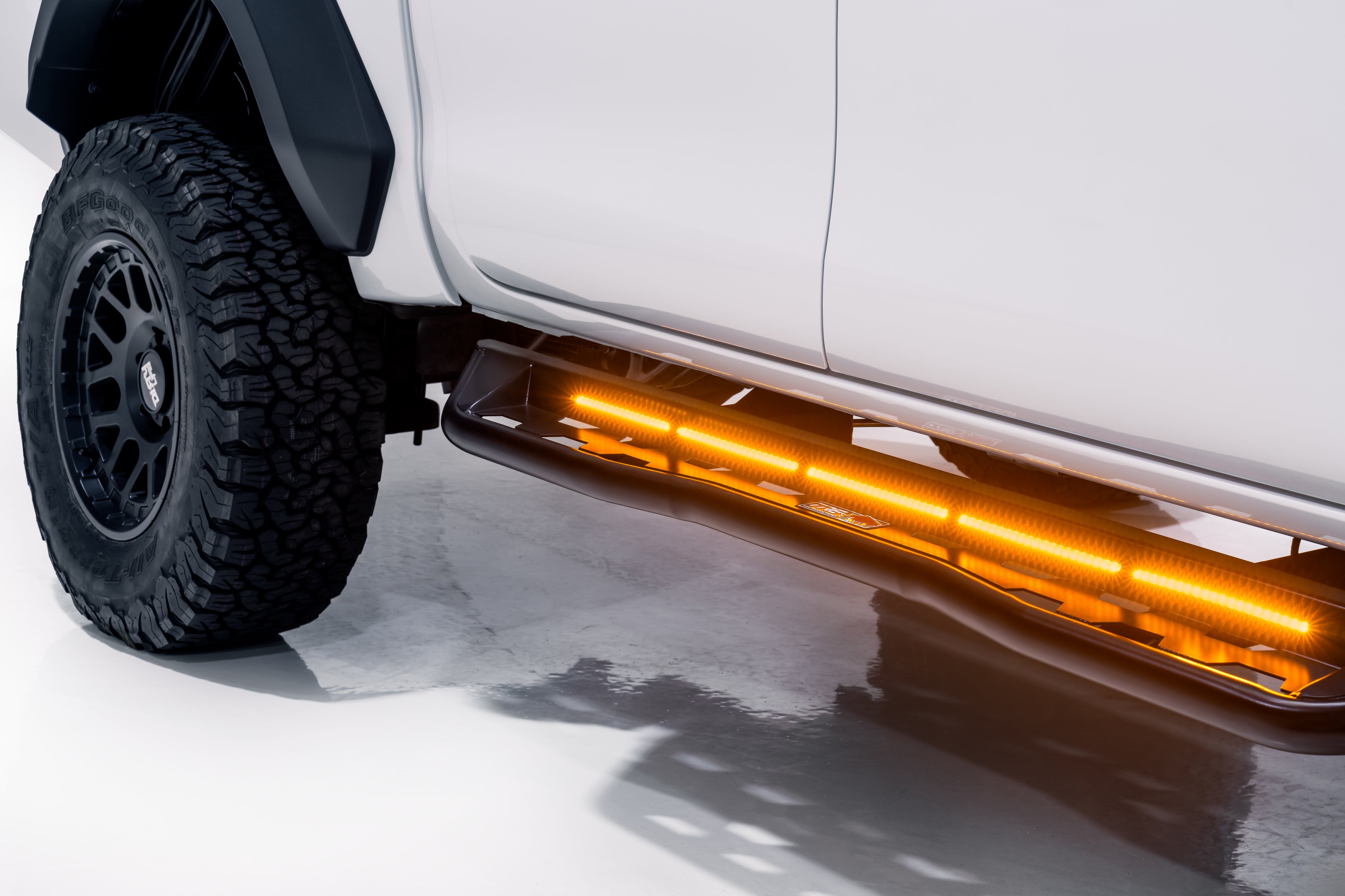 EZ PRO X –Toyota Hilux GR – Black