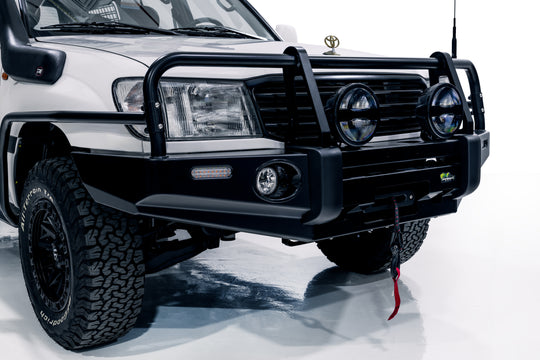 EZ CLASSICS – Toyota Land Cruiser – White