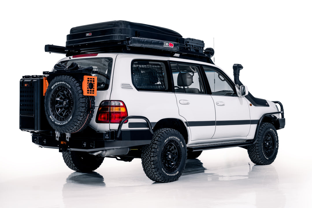 EZ CLASSICS – Toyota Land Cruiser – White