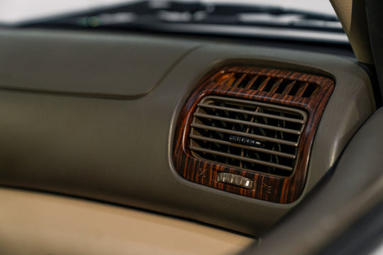 EZ CLASSICS – Toyota Land Cruiser – White