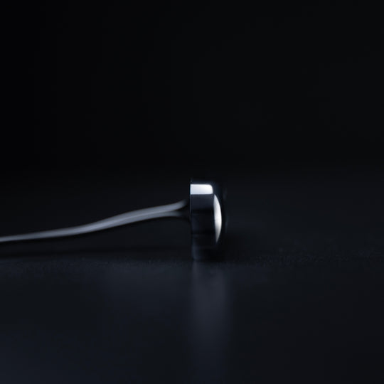 DARK KNIGHT SUPER DARK SLIM WHITE POSITION LIGHT