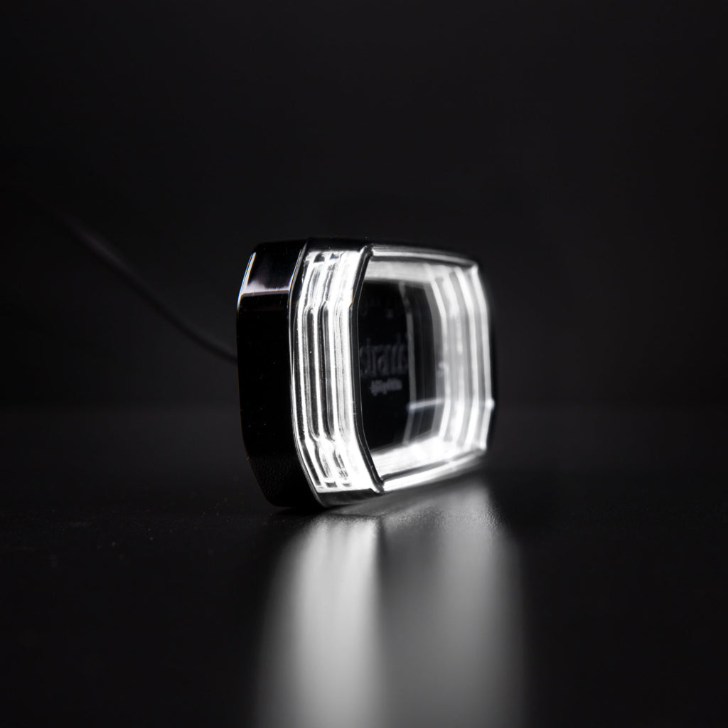 High-Performance White Position Light