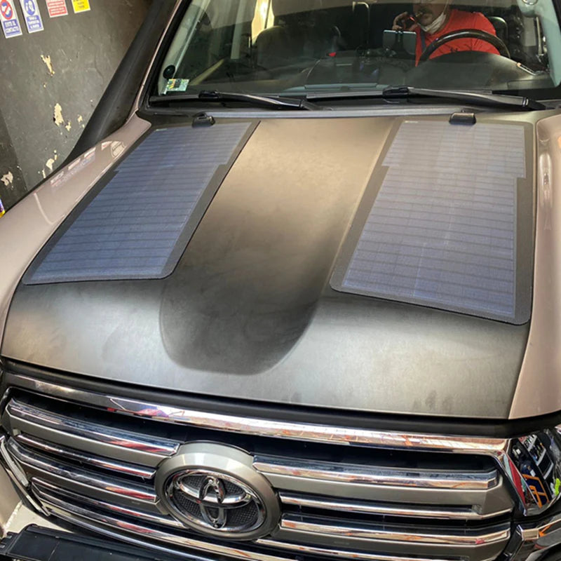 Toyota LC200 solar panel